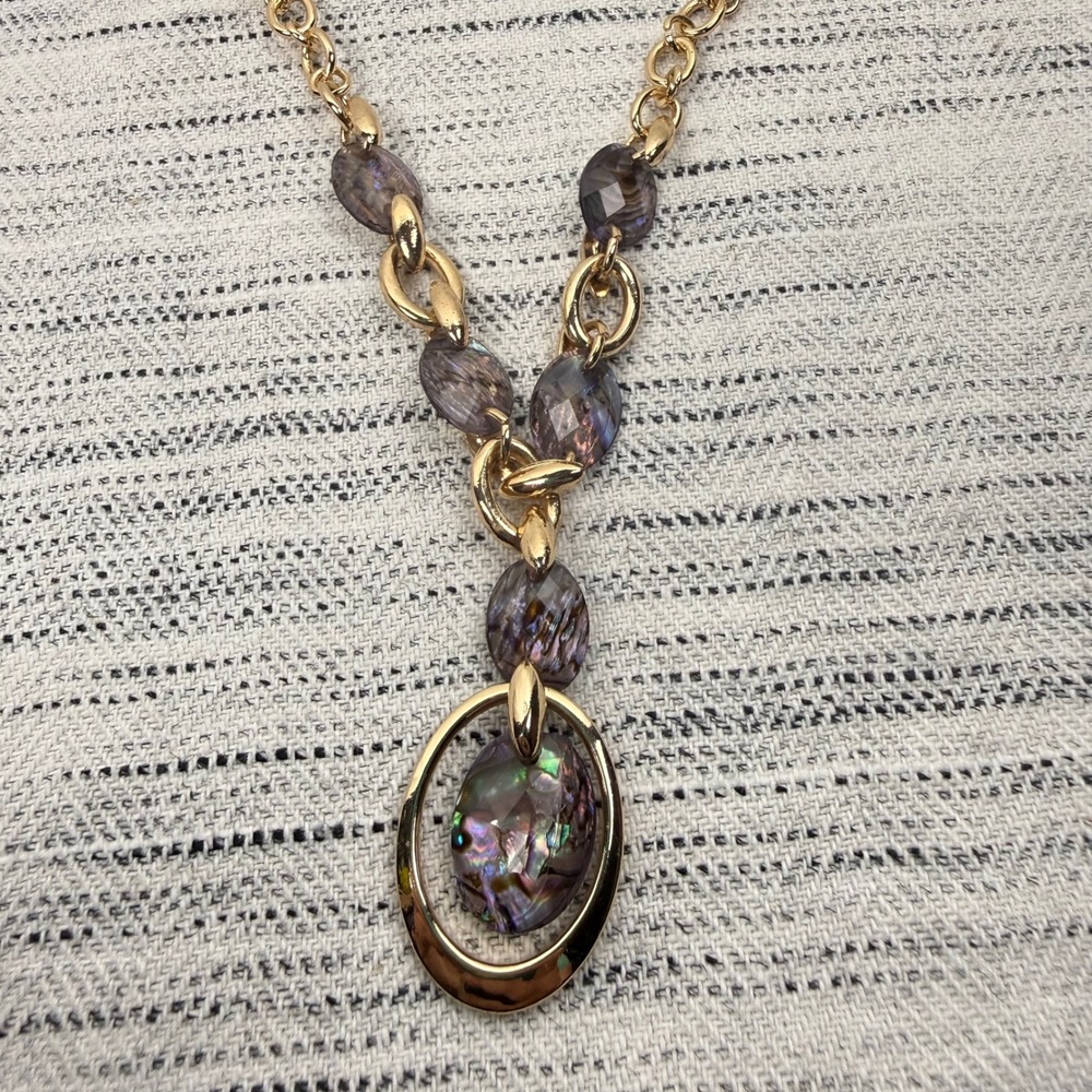 Vintage Napier Gold Iridescent Purple Stone Pendant Drop Necklace Old Money